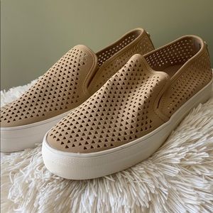 Steve Madden Slip Ons